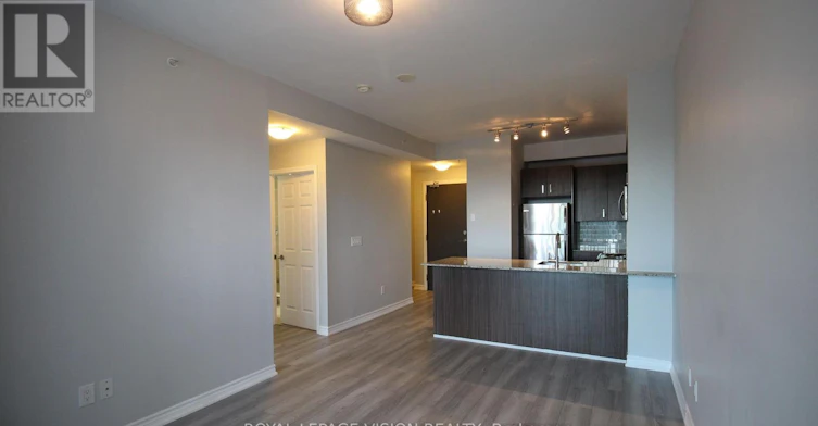 302-11611 Yonge Street, Richmond Hill, ON, L4E 1G2 - 2