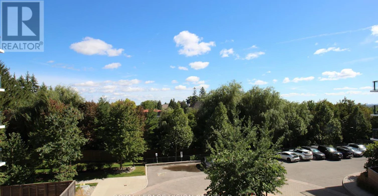 302-11611 Yonge Street, Richmond Hill, ON, L4E 1G2