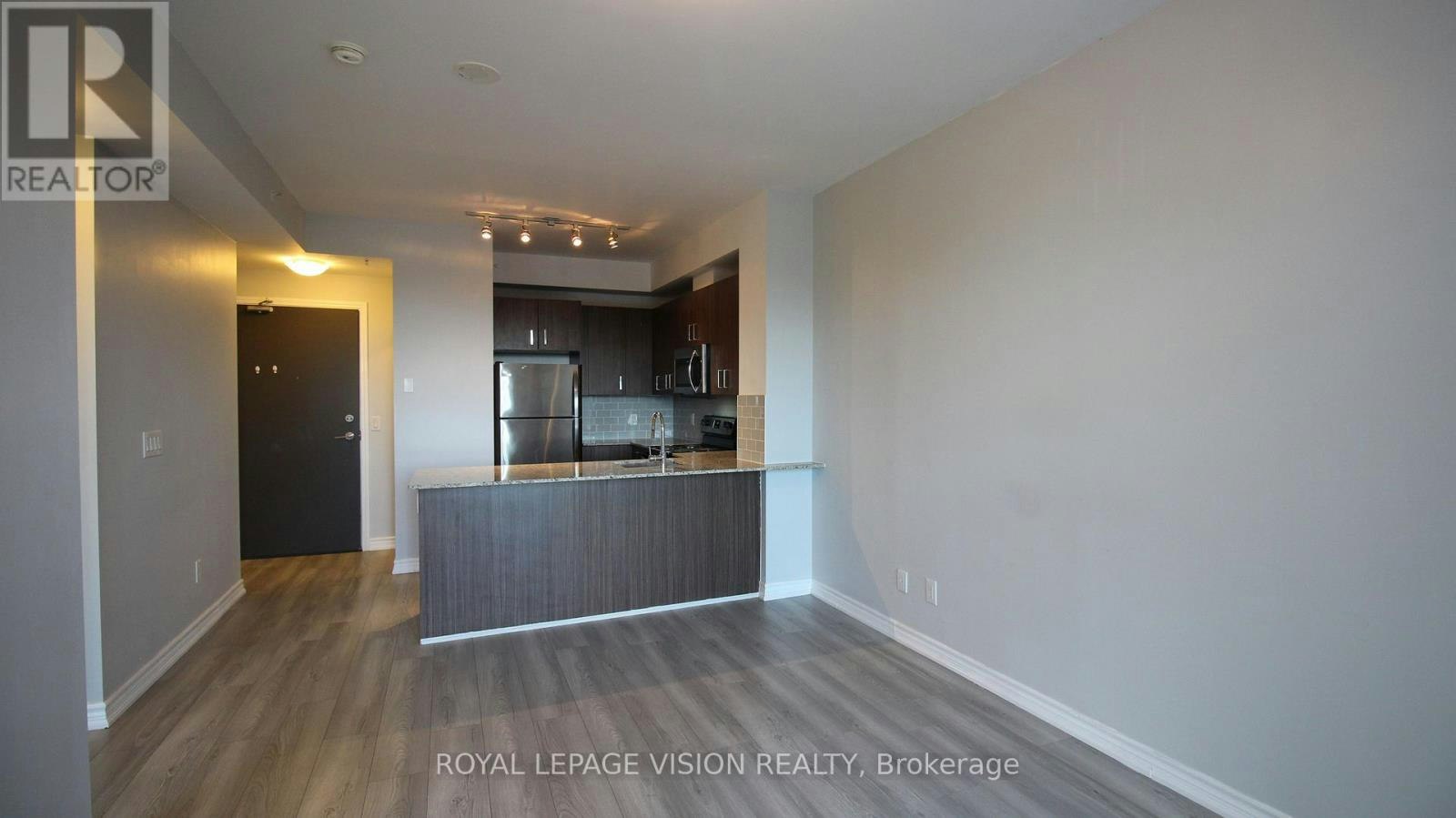 302-11611 Yonge Street, Richmond Hill, ON, L4E 1G2 - 3