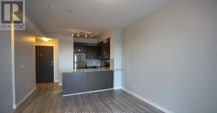 302-11611 Yonge Street, Richmond Hill, ON, L4E 1G2 - 3