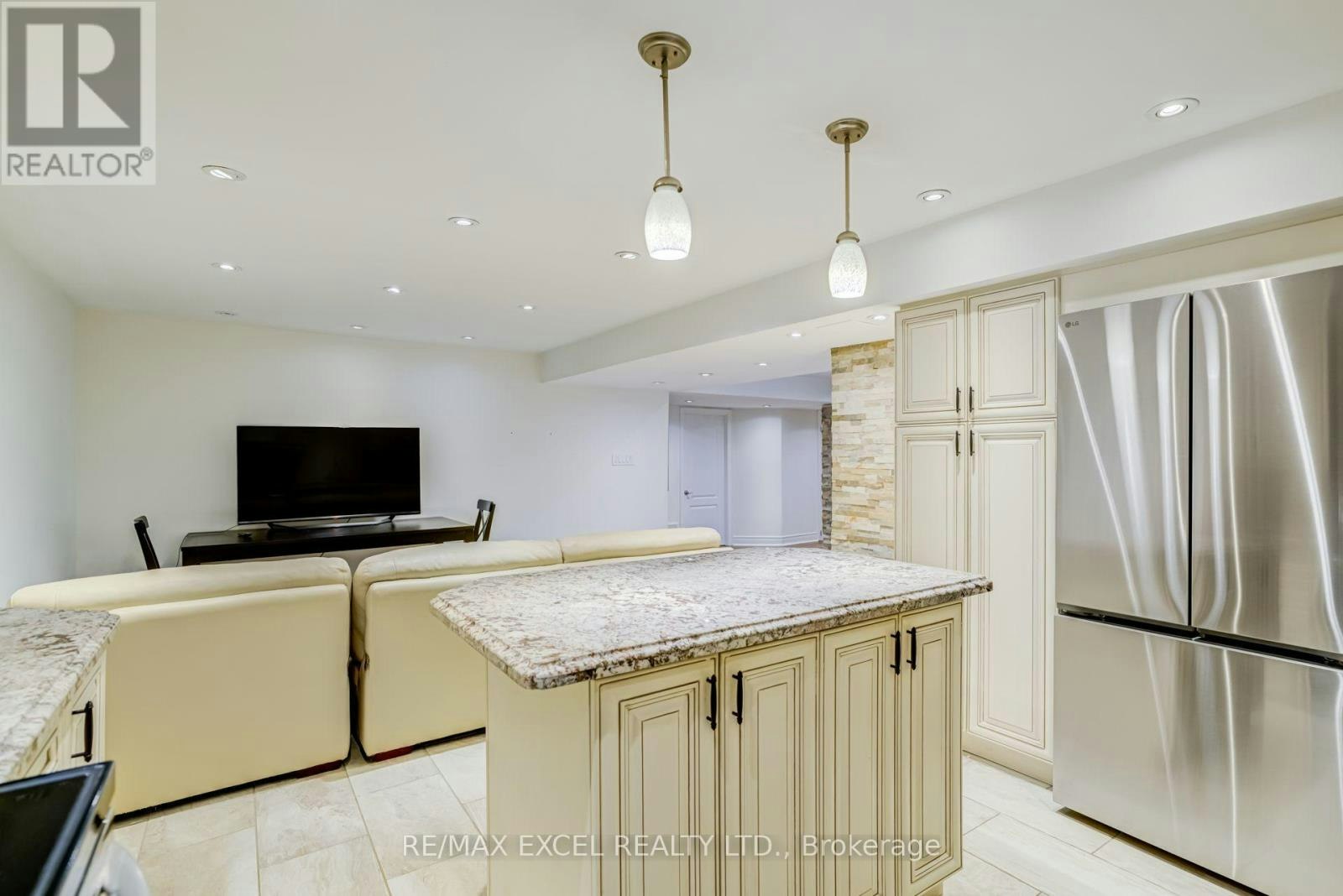 BSMT-79 Ampezzo Avenue, Vaughan, ON, L4H 3K1 - 14