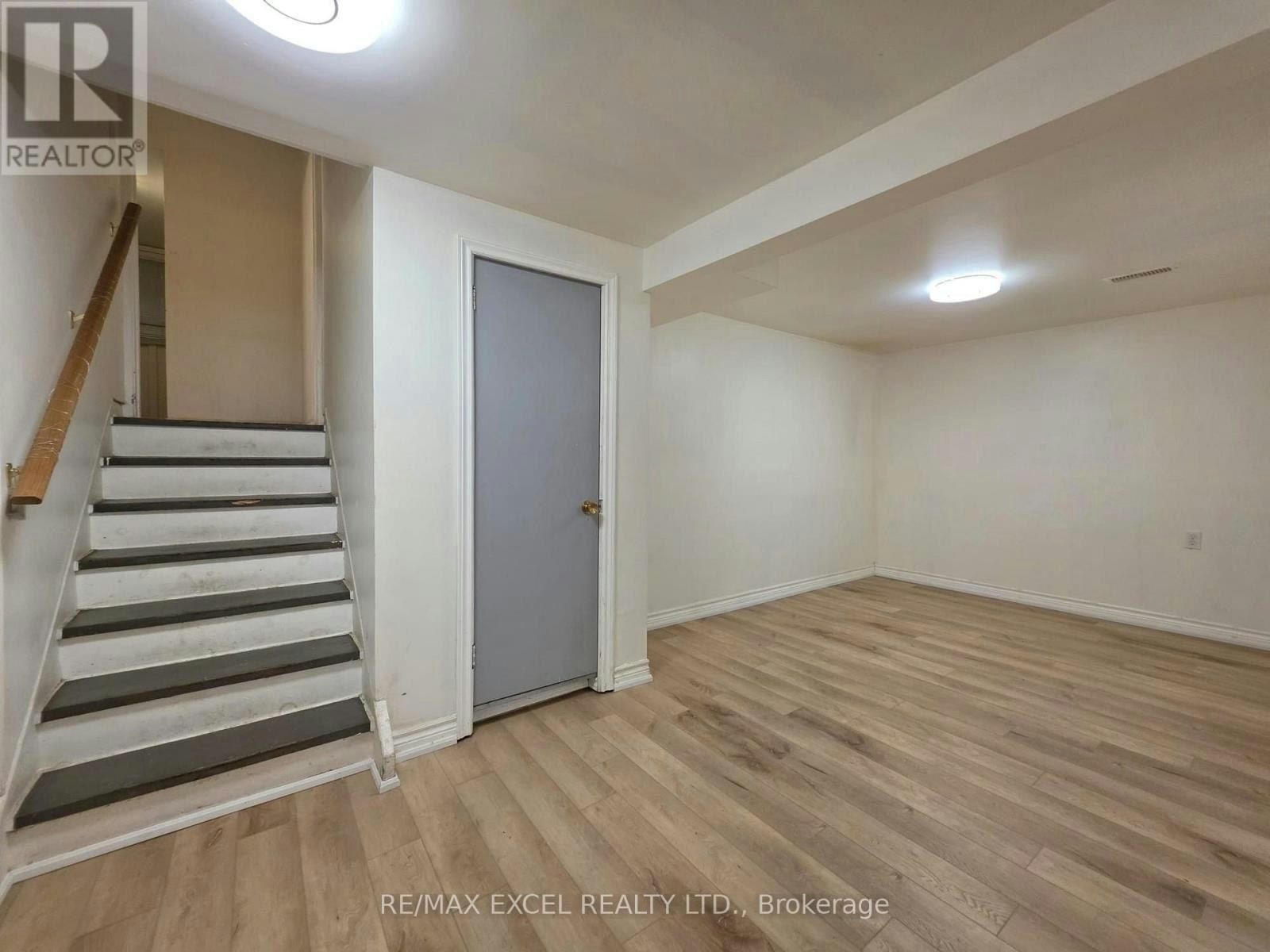 BSMT-22 Northpark Road, Barrie, ON, L4M 2J3 - 5