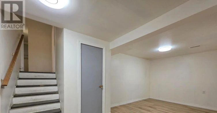 BSMT-22 Northpark Road, Barrie, ON, L4M 2J3 - 5