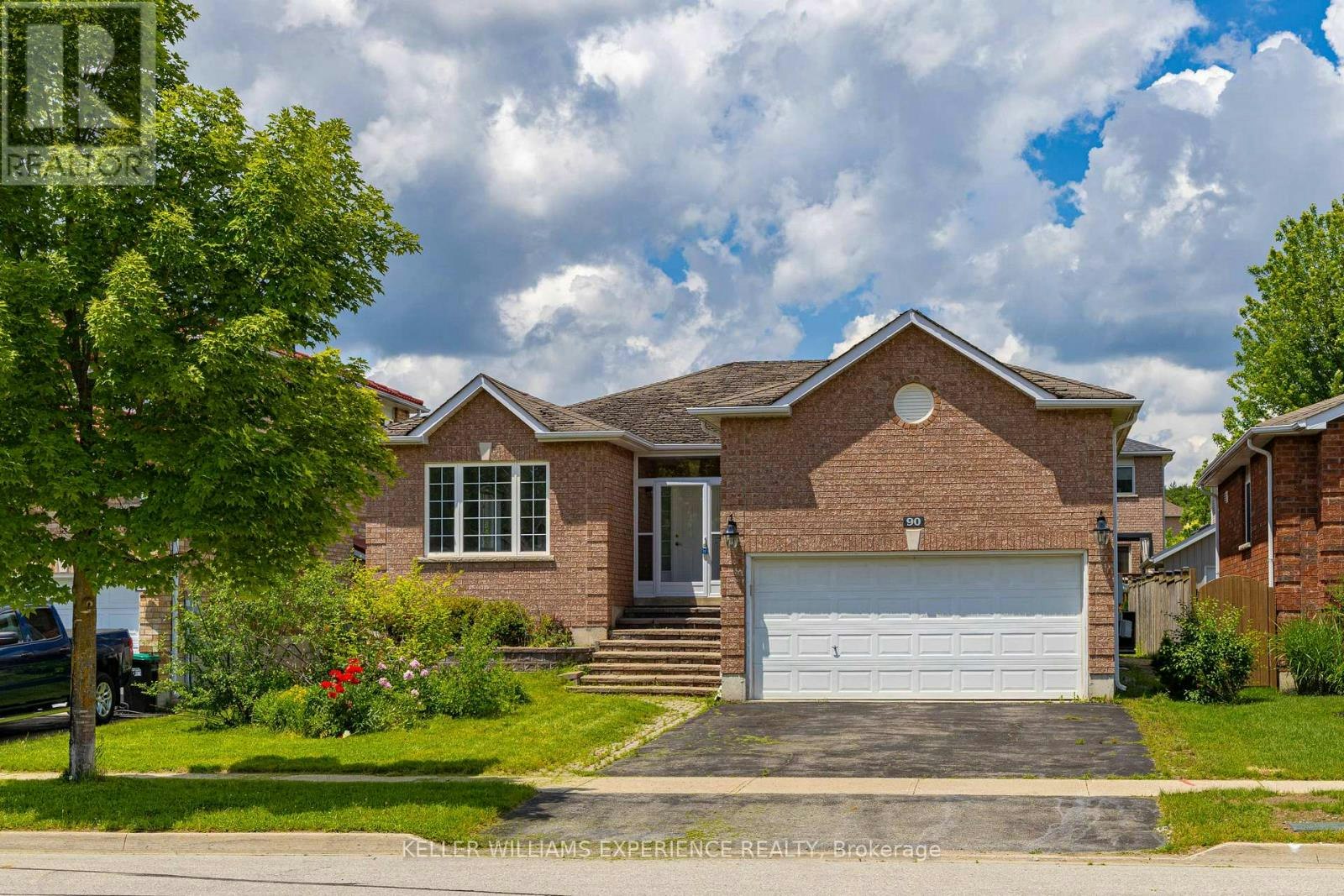 90 Sproule Drive, Barrie, ON, L4N 0W6
