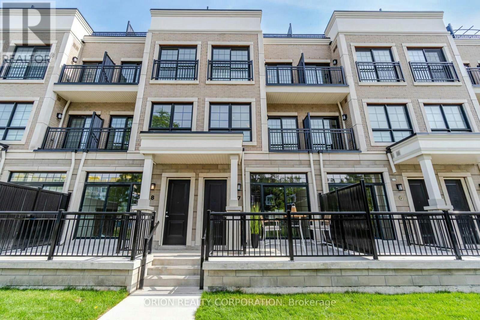 8-95 Brookfield Road, Oakville, ON, L6K 2Y8