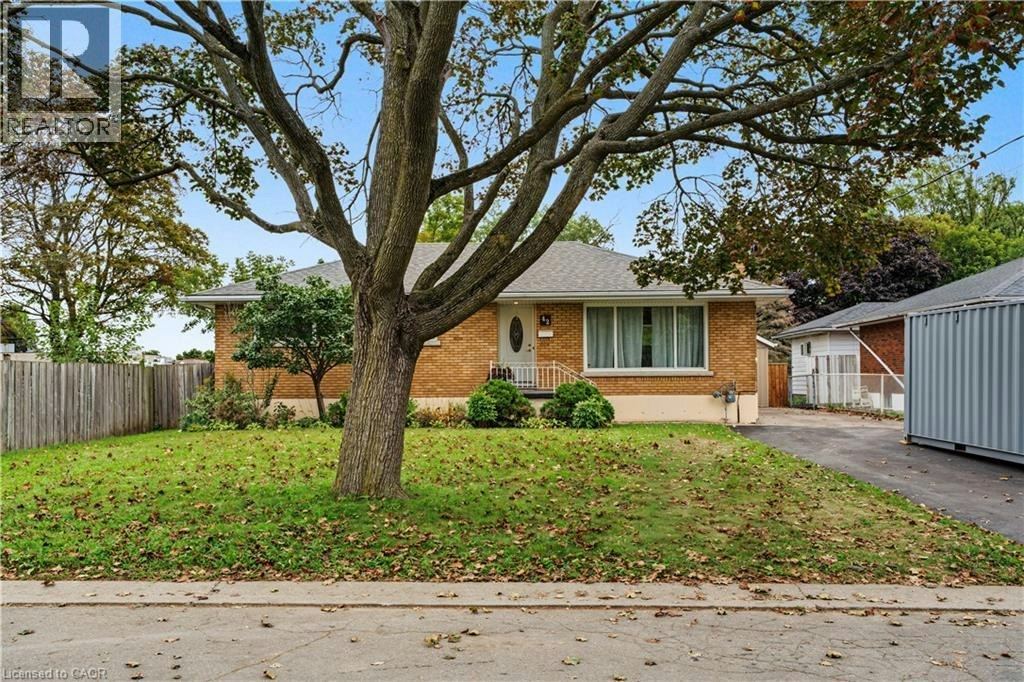 42 Woodman Drive, Brantford, ON, N3S 4K1