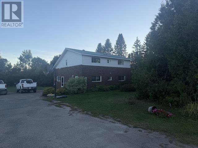 35 Avery Road, Sault Ste. Marie, ON, P6A 5K8