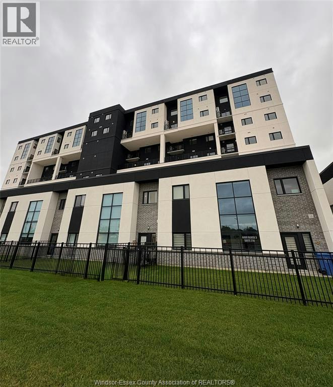 601-4400 Laurier, Lasalle, ON, N9H 0R1
