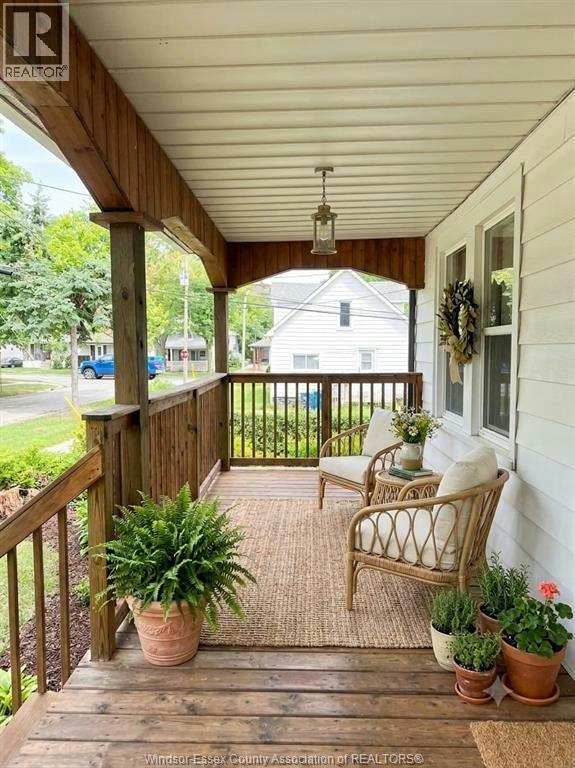 646 Piche, Windsor, ON, N9C 3G5