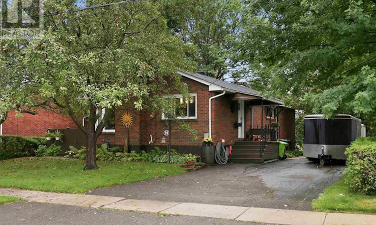 19 Illinois Avenue