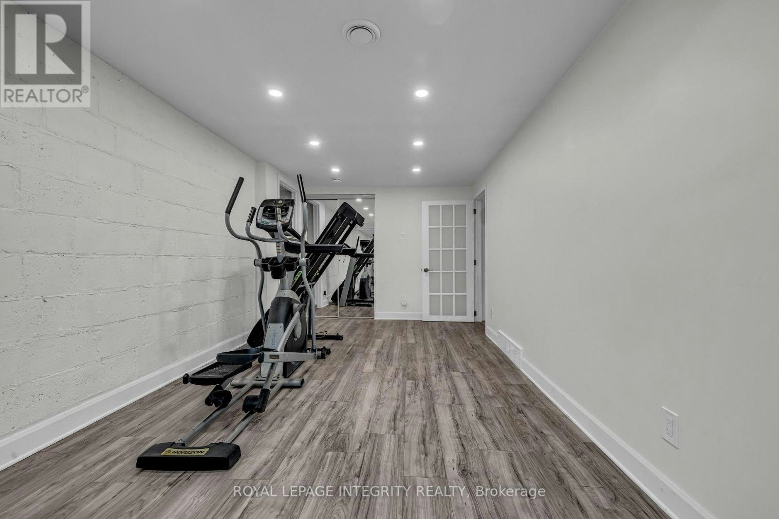 924 Rex Avenue, Ottawa, ON, K2A 2P7 - 20