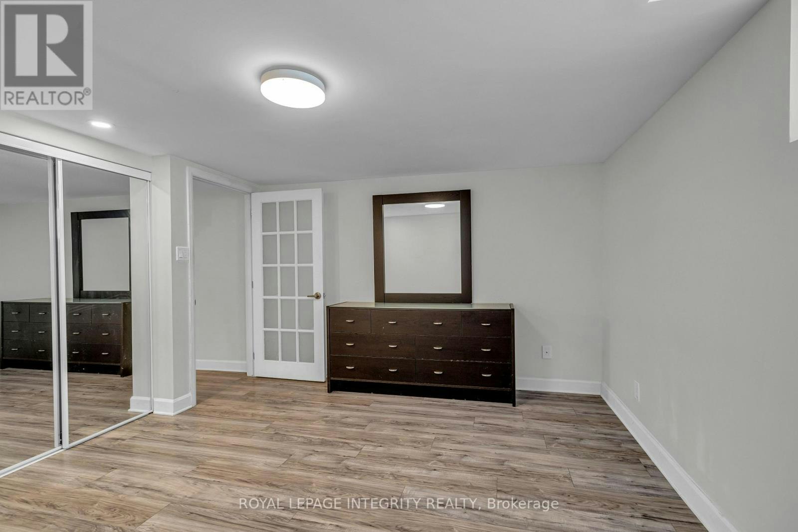924 Rex Avenue, Ottawa, ON, K2A 2P7 - 18