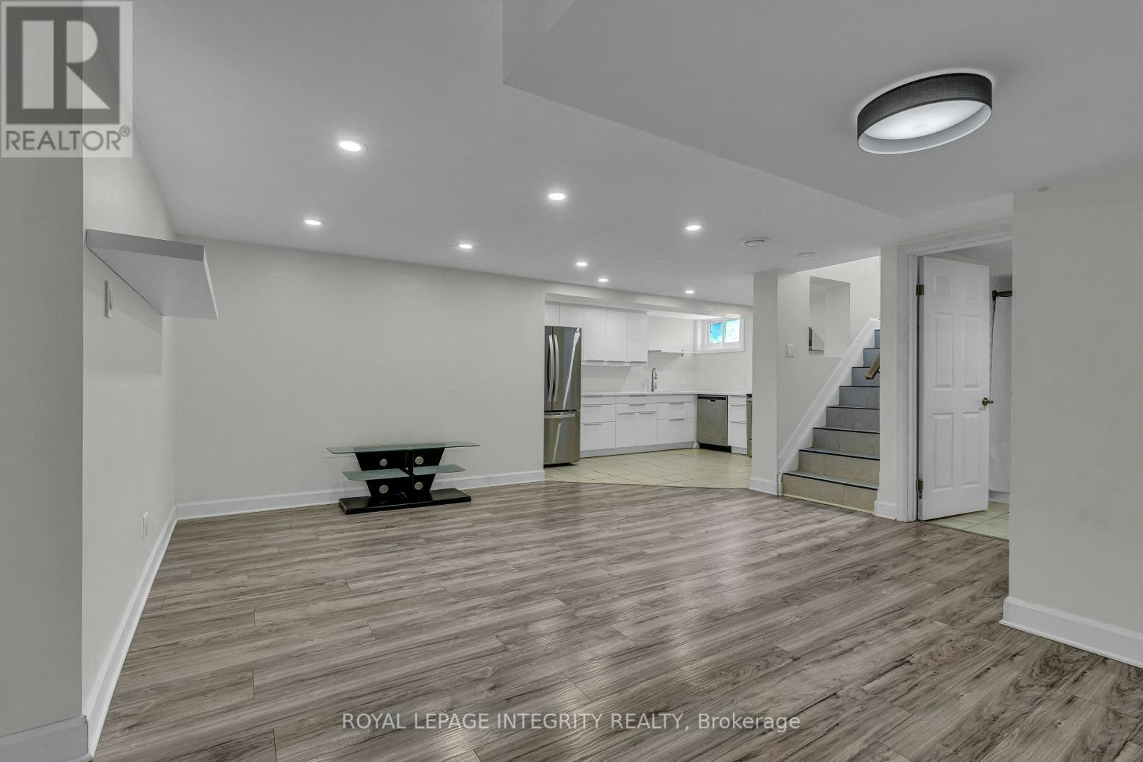 924 Rex Avenue, Ottawa, ON, K2A 2P7 - 12