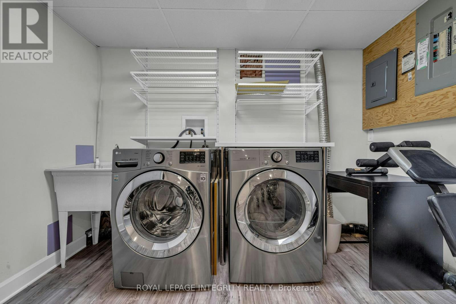 924 Rex Avenue, Ottawa, ON, K2A 2P7 - 21