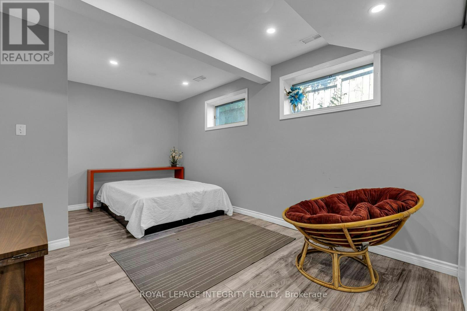 924 Rex Avenue, Ottawa, ON, K2A 2P7 - 22