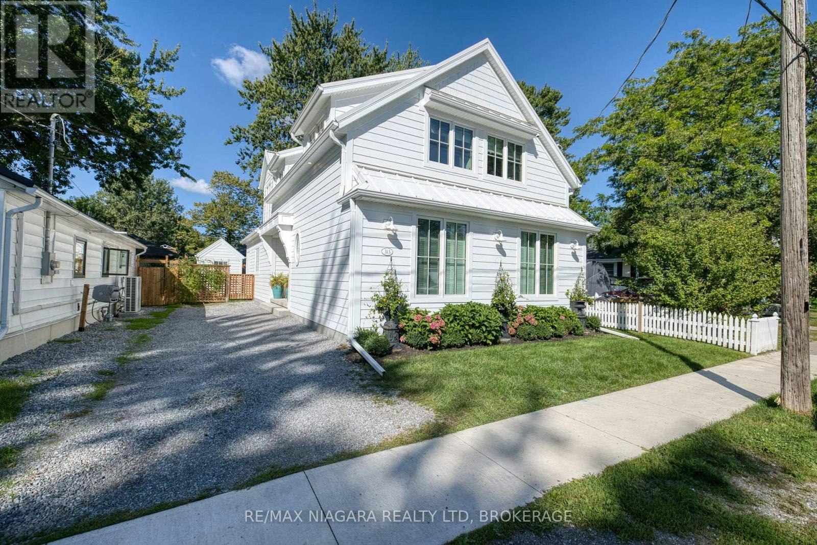313 Beechwood Avenue W, Fort Erie, ON, L0S 1B0