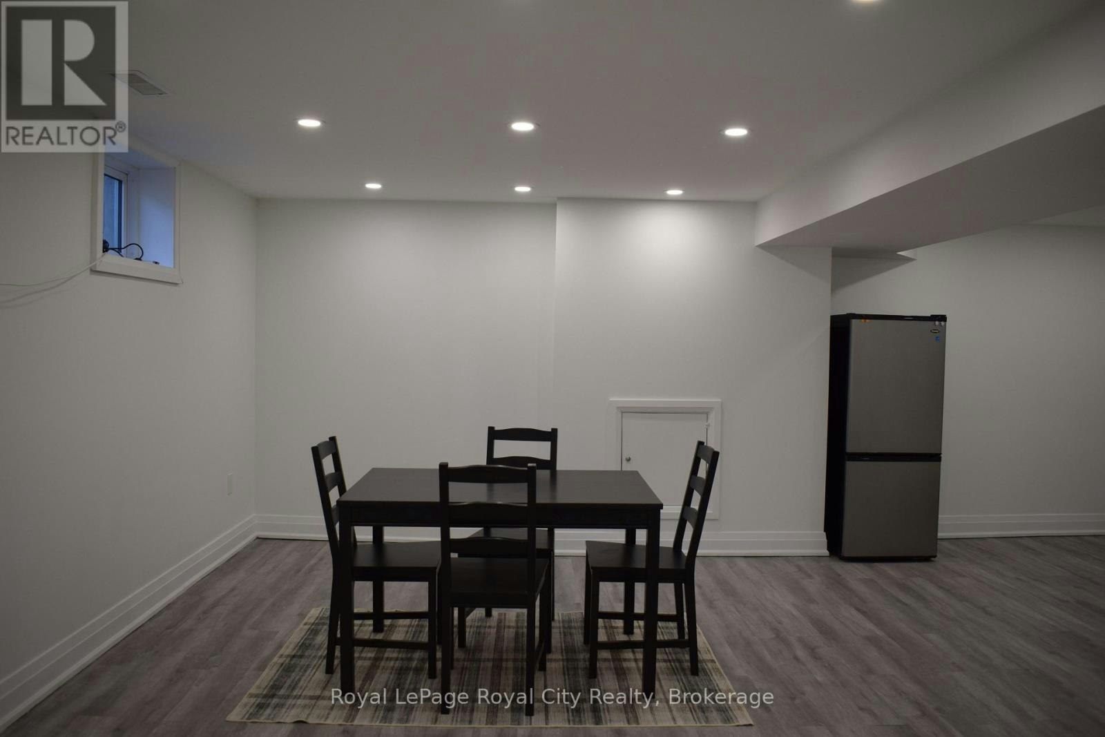 61 Nelson Court, Halton Hills, ON, L7J 1A5 - 10