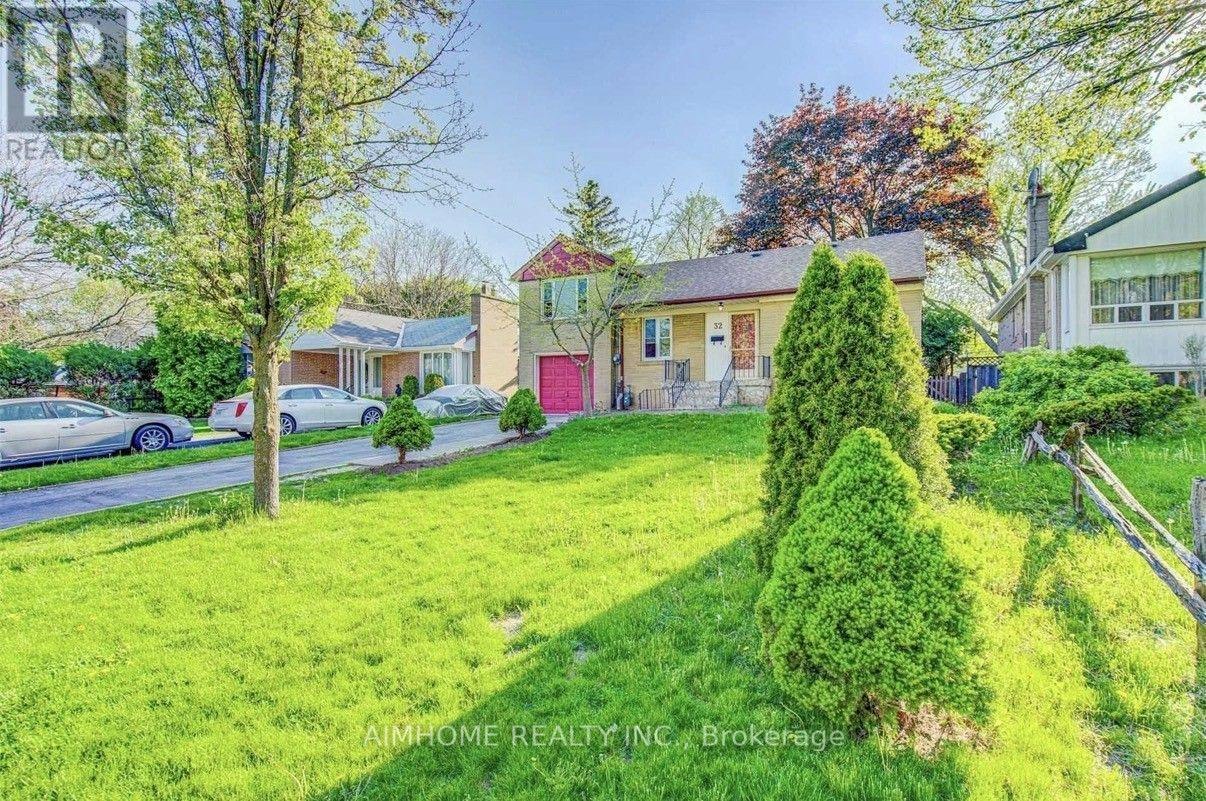 32 Lauralynn Crescent, Toronto, ON, M1S 2H5
