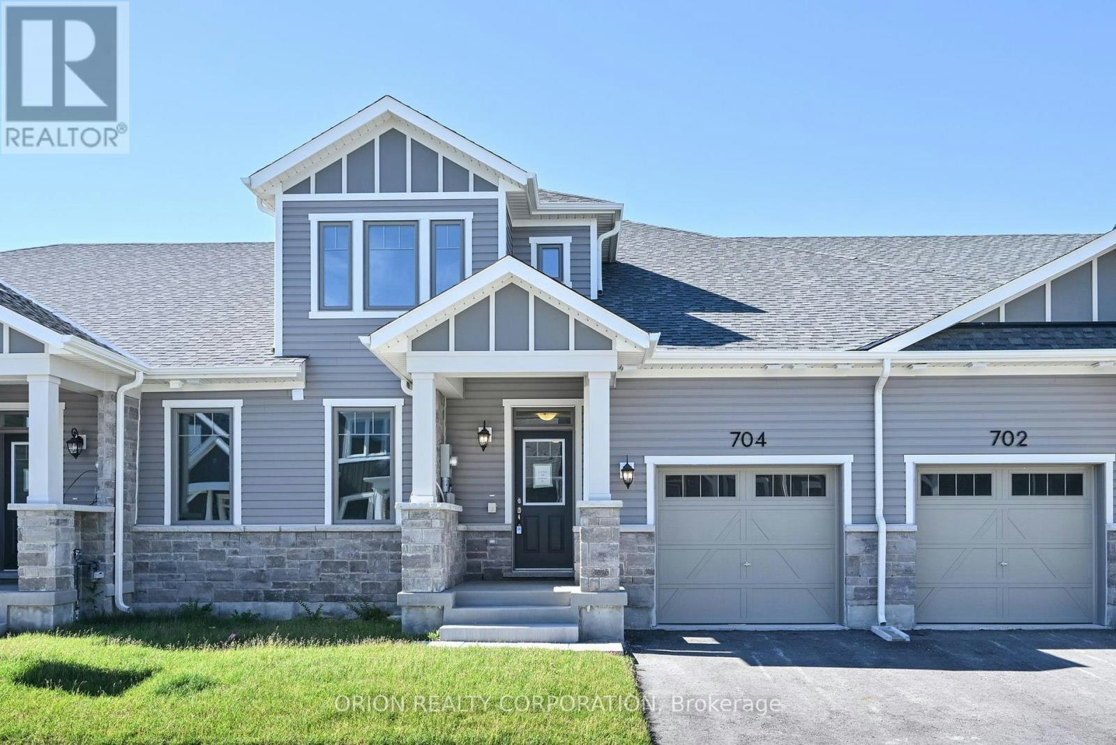 704 Sargeant Place, Innisfil, ON, L9S 0S9