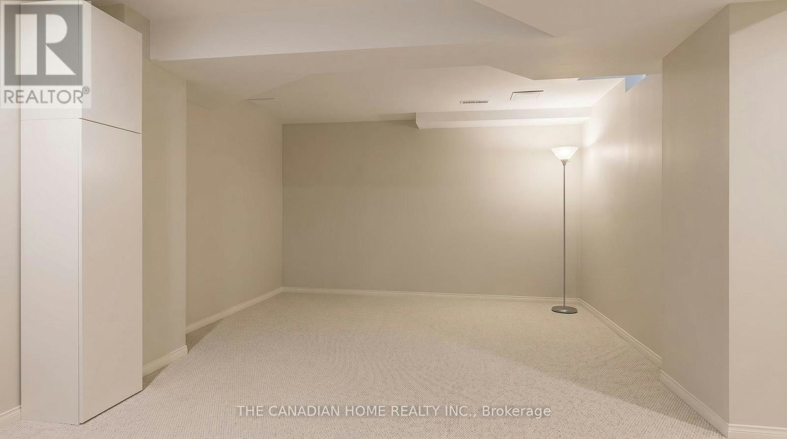 98-833 Scollard Court, Mississauga, ON, L5V 2B4 - 24