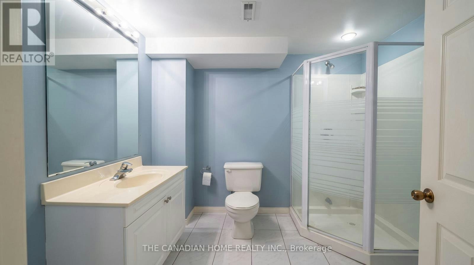 98-833 Scollard Court, Mississauga, ON, L5V 2B4 - 23