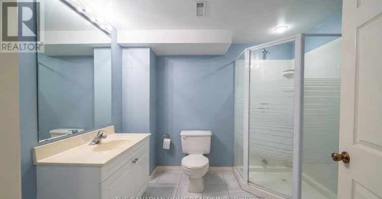 98-833 Scollard Court, Mississauga, ON, L5V 2B4 - 23