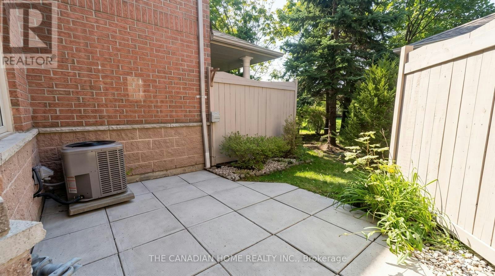 98-833 Scollard Court, Mississauga, ON, L5V 2B4 - 27