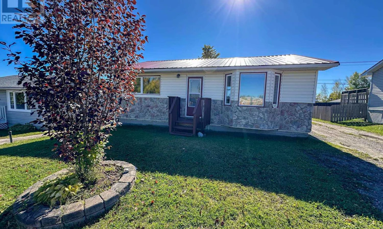 46 Dickenson Road