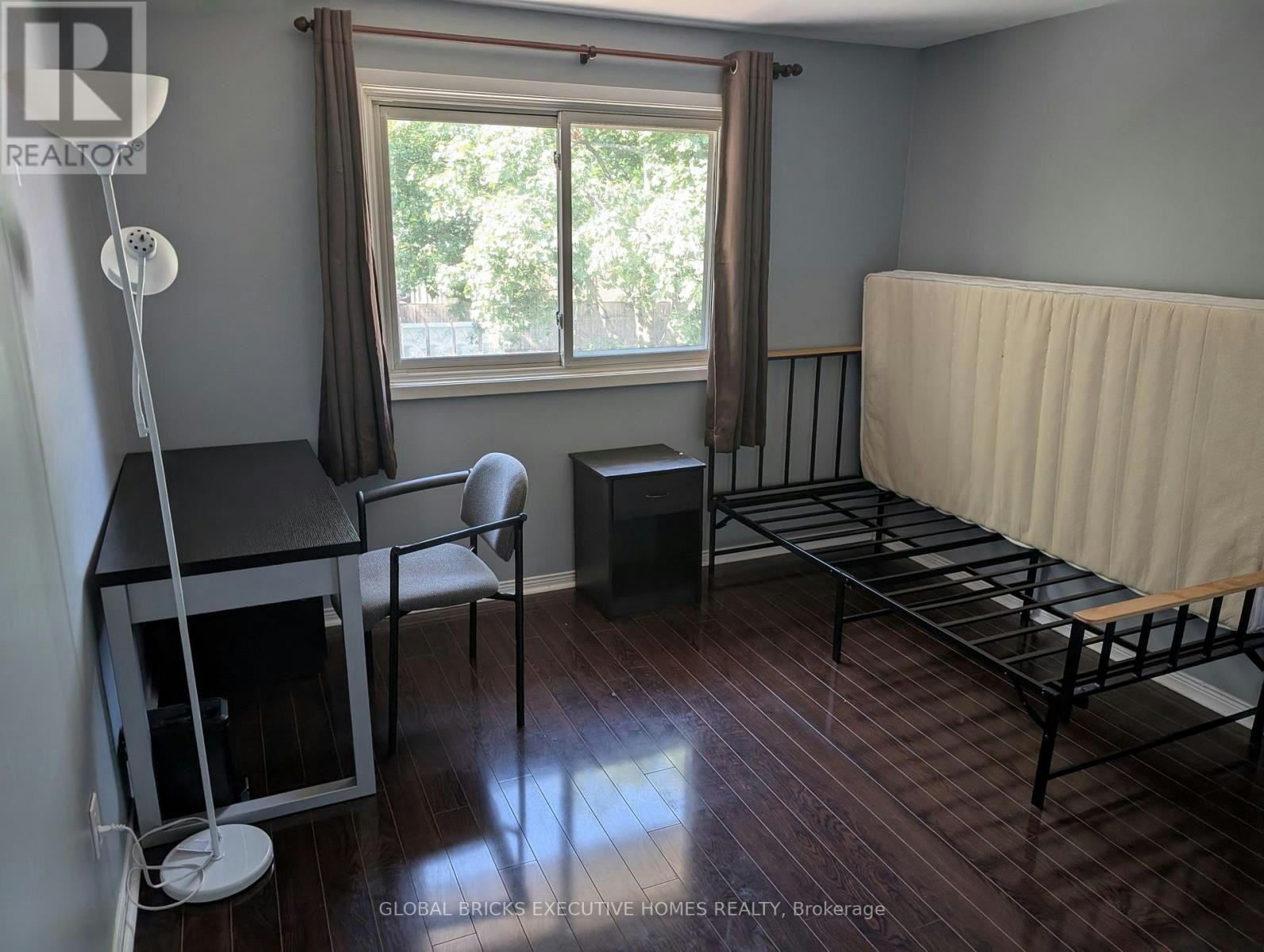 ROOM 2-5 Onslow Court, Oakville, ON, L6H 1J2 - 4