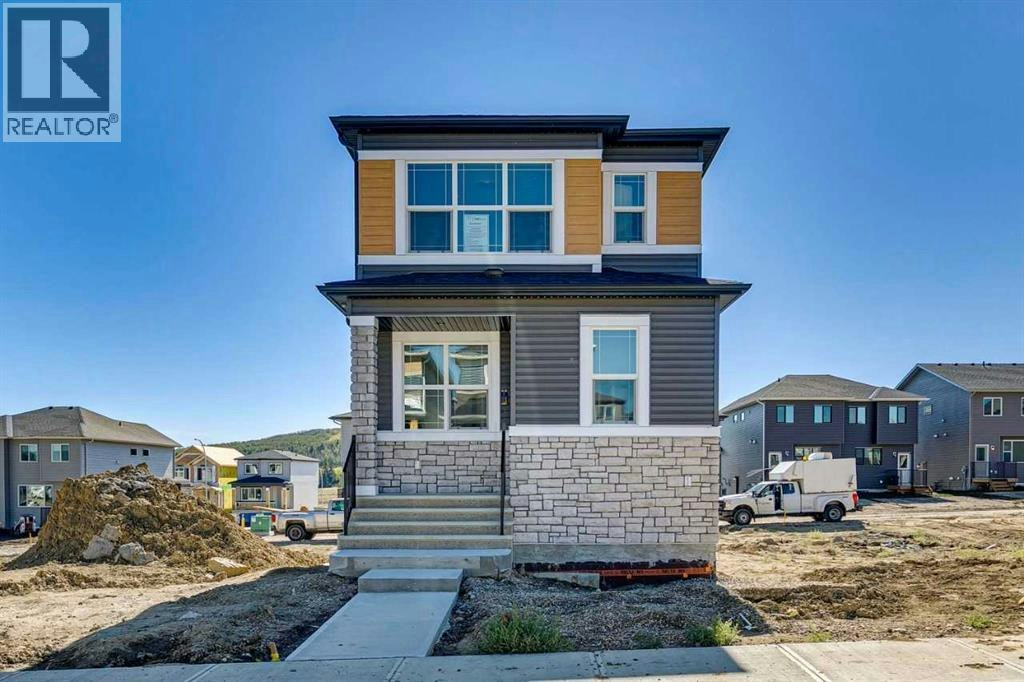 71 Creekview Common SW, Calgary, AB, T2X 4Y1