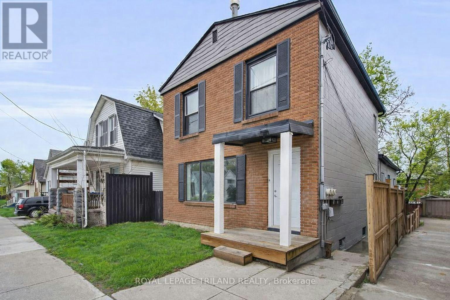 18-5 Adelaide Street S, London, ON, N5Z 3J8