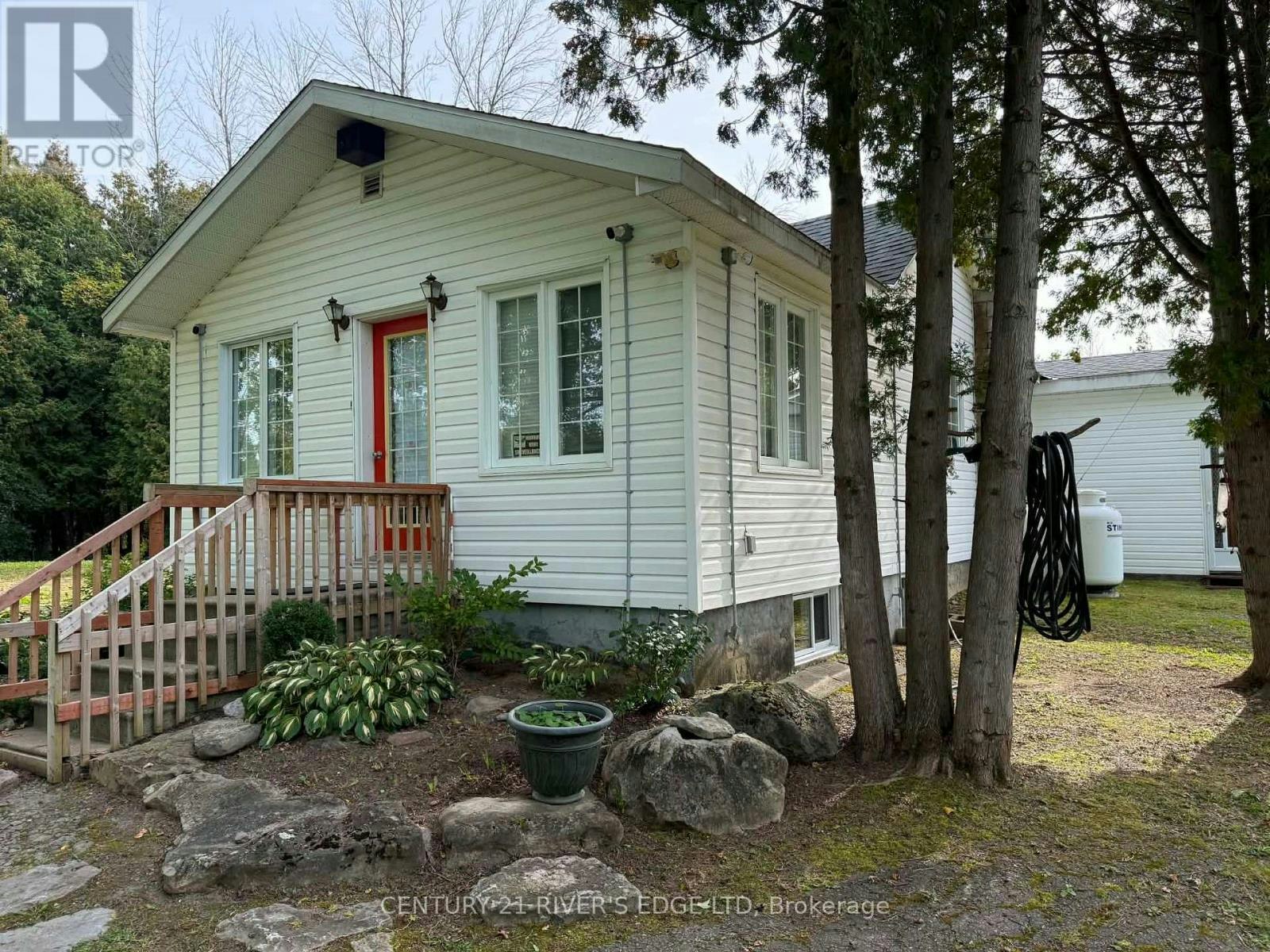 5200 Aultsville Road, South Stormont, ON, K0C 1M0
