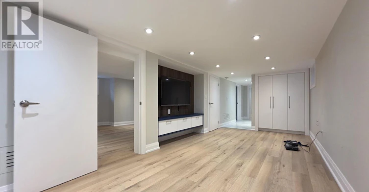 BASEMENT-10 Lascelles Boulevard, Toronto, ON, M4V 2B5 - 18