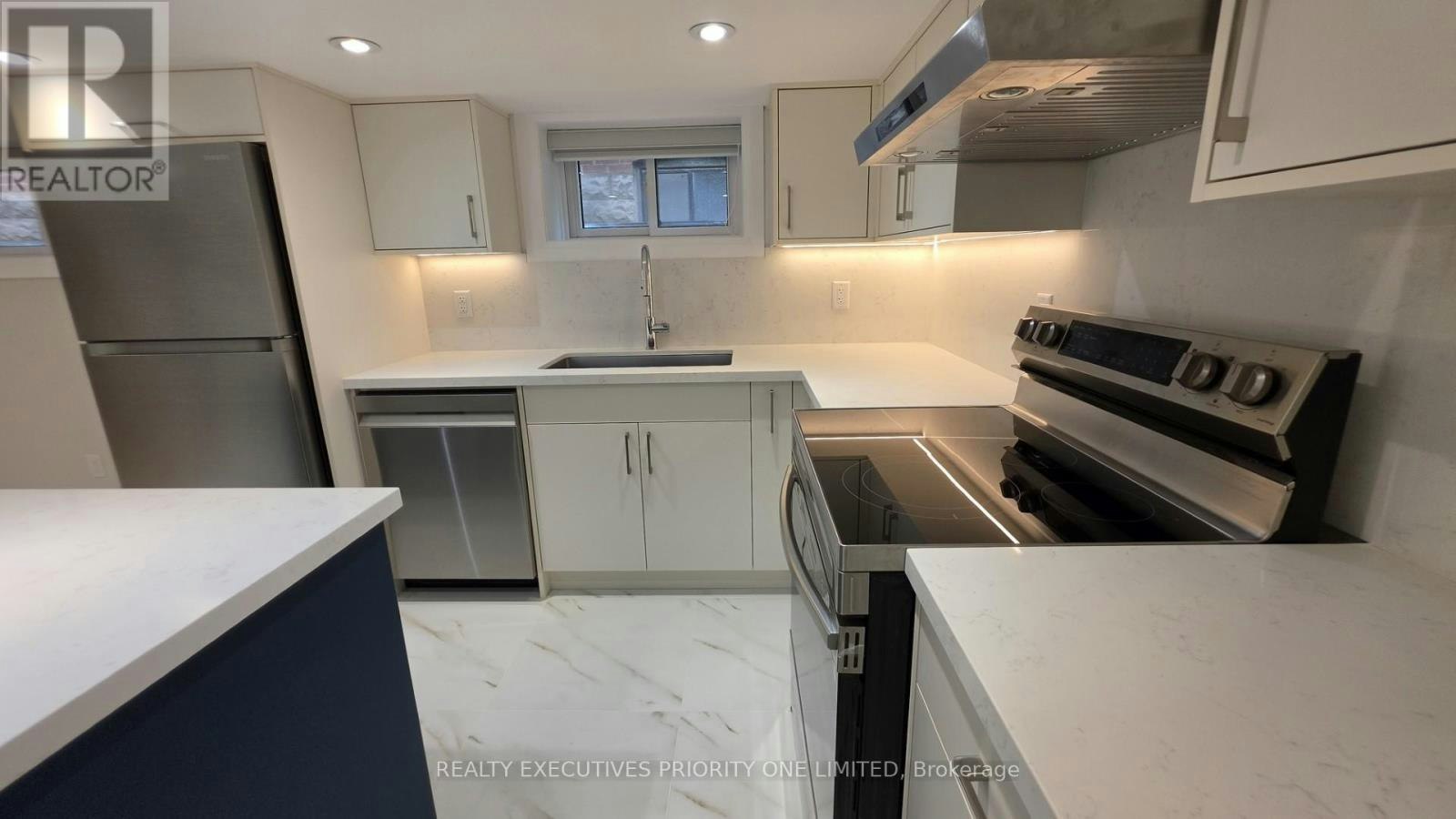 BASEMENT-10 Lascelles Boulevard, Toronto, ON, M4V 2B5 - 14