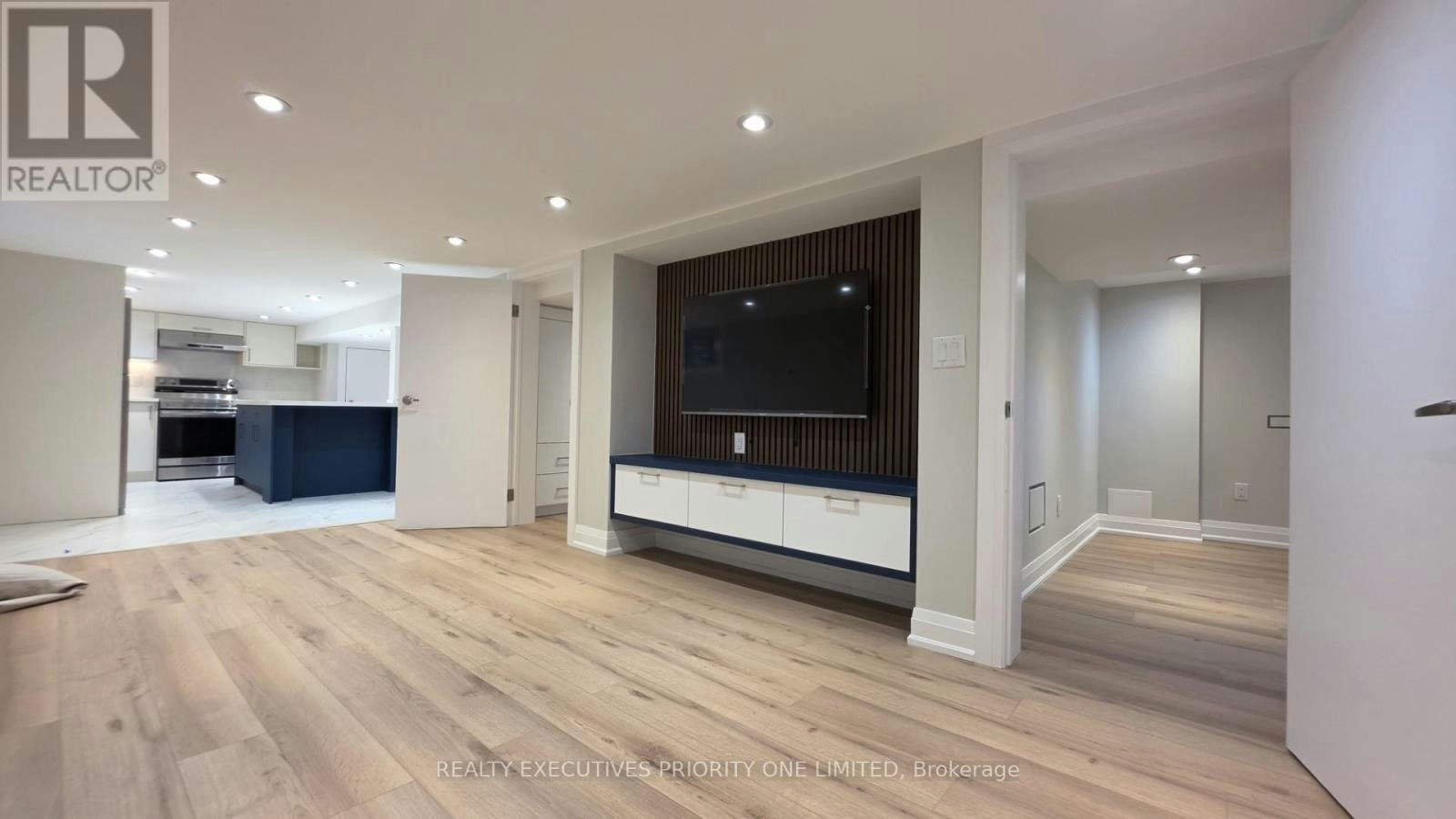 BASEMENT-10 Lascelles Boulevard, Toronto, ON, M4V 2B5 - 15
