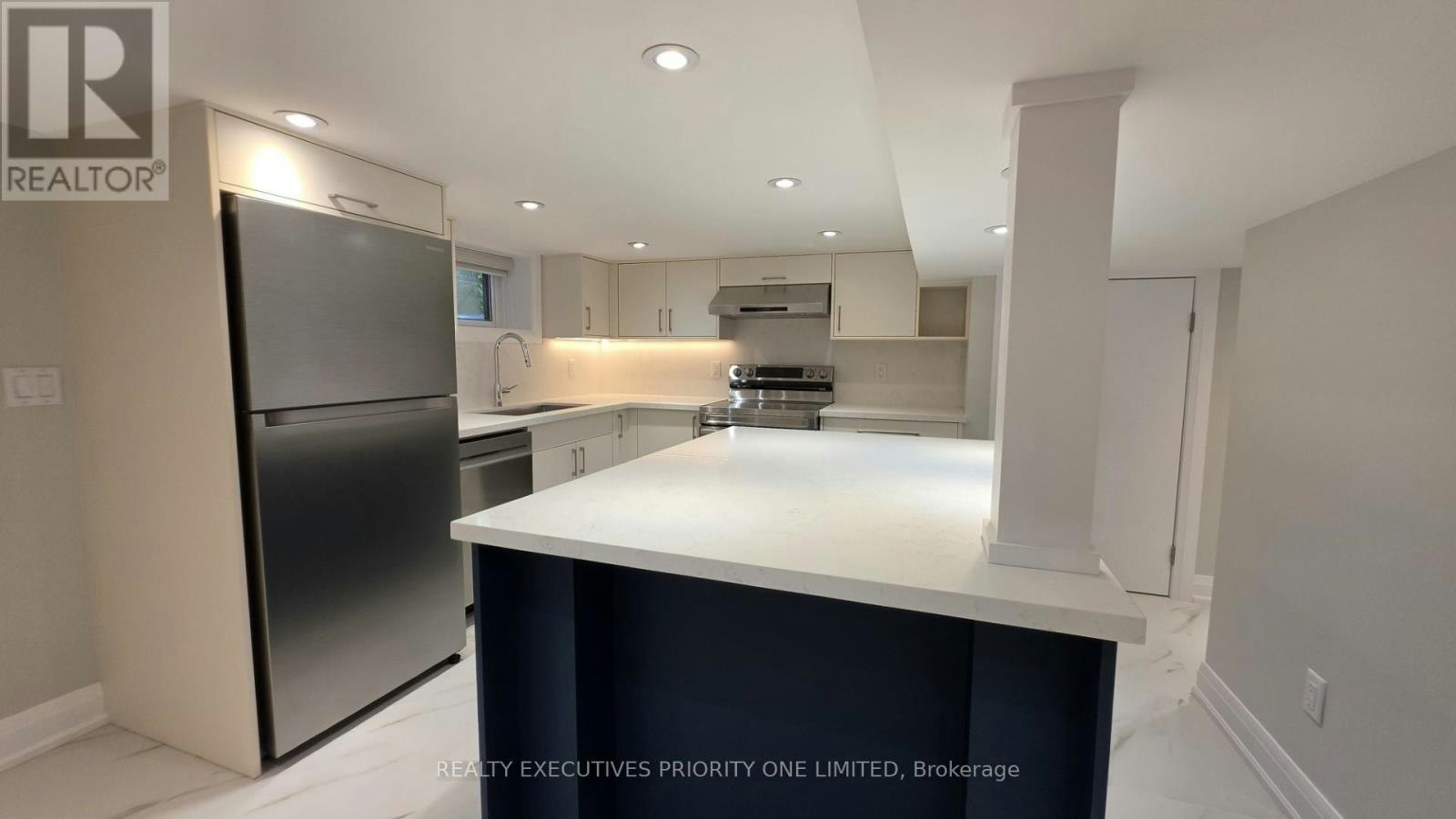 BASEMENT-10 Lascelles Boulevard, Toronto, ON, M4V 2B5 - 10