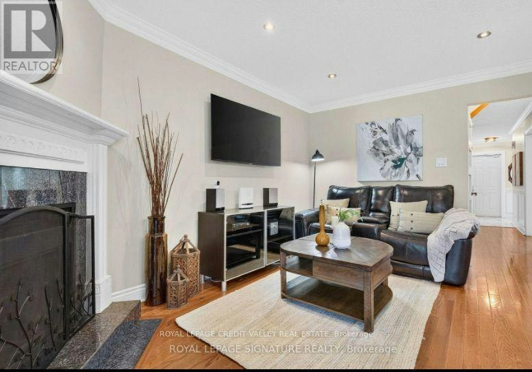 1642 Pepperwood Gate, Pickering, ON, L1X 2K1 - 11