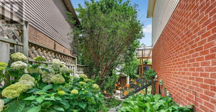 1642 Pepperwood Gate, Pickering, ON, L1X 2K1 - 26