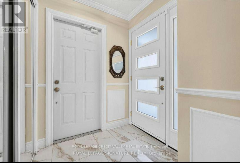 1642 Pepperwood Gate, Pickering, ON, L1X 2K1 - 5
