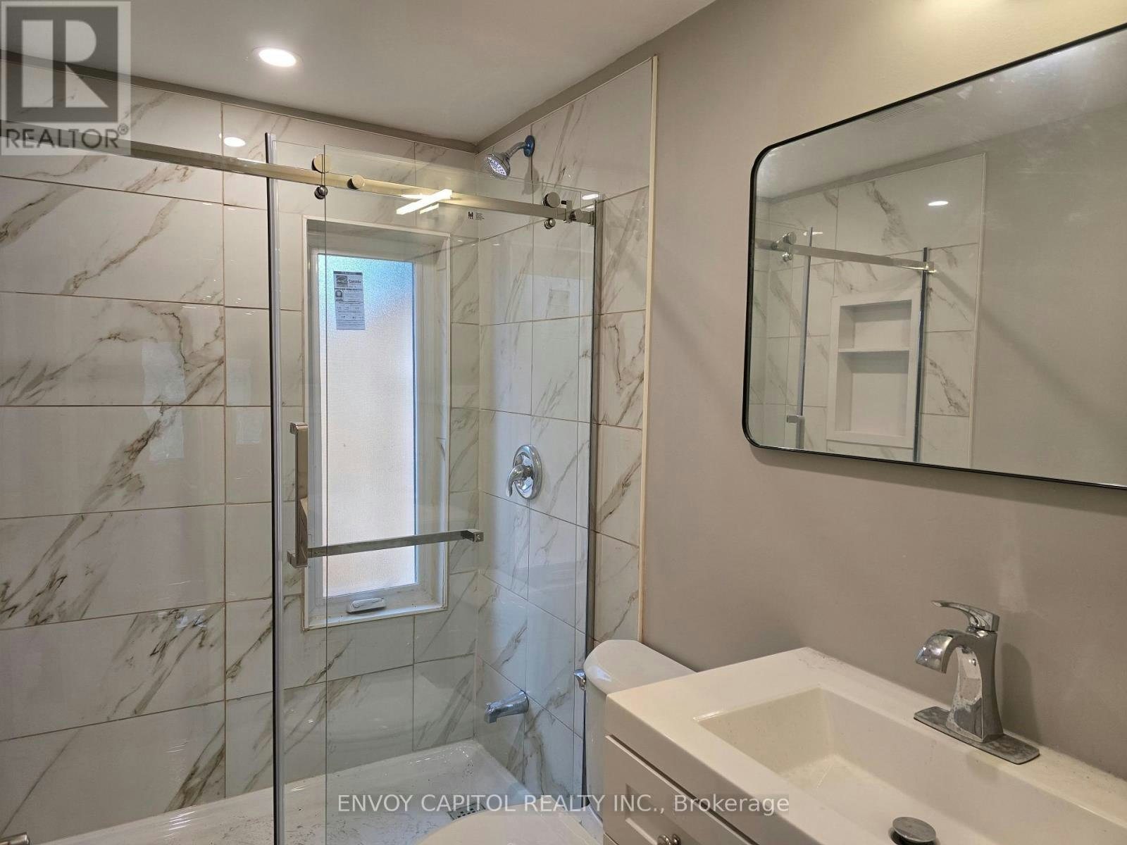 1352 1354 Upper Queen Street E, Toronto, ON, M4L 1C8 - 4