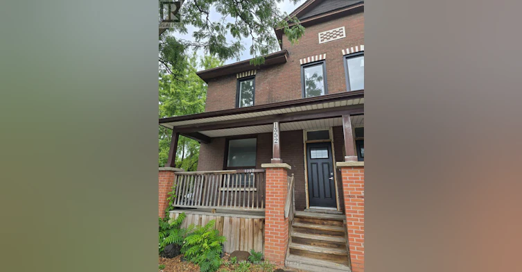 1352 1354 Upper Queen Street E, Toronto, ON, M4L 1C8