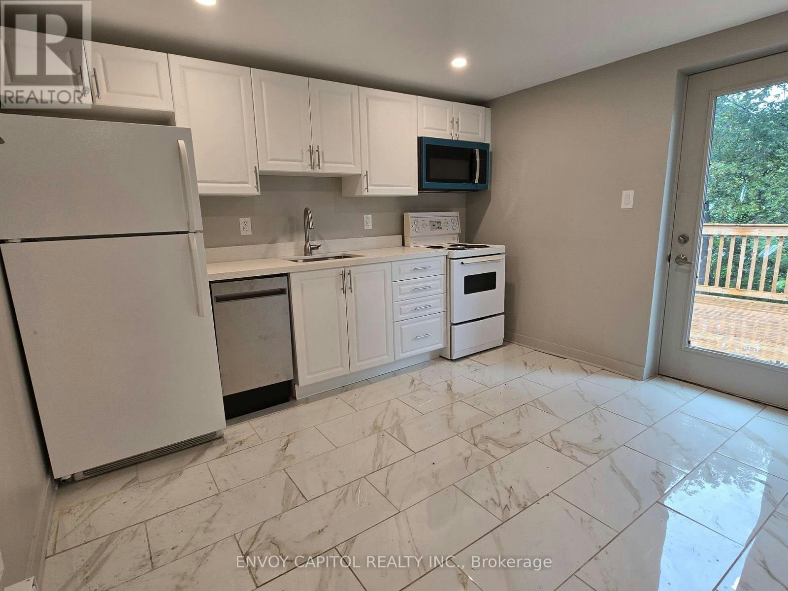 1352 1354 Upper Queen Street E, Toronto, ON, M4L 1C8 - 3