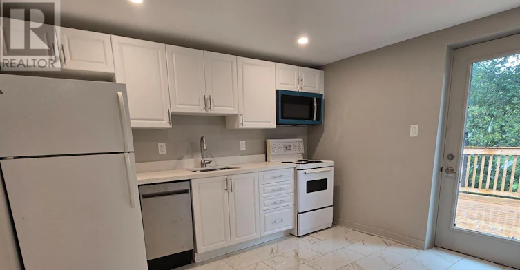 1352 1354 Upper Queen Street E, Toronto, ON, M4L 1C8 - 3