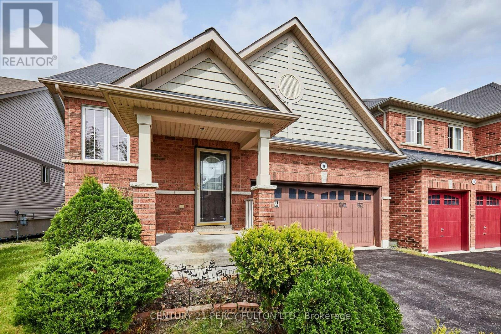 8 Knowles Street, Ajax, ON, L1Z 0J5
