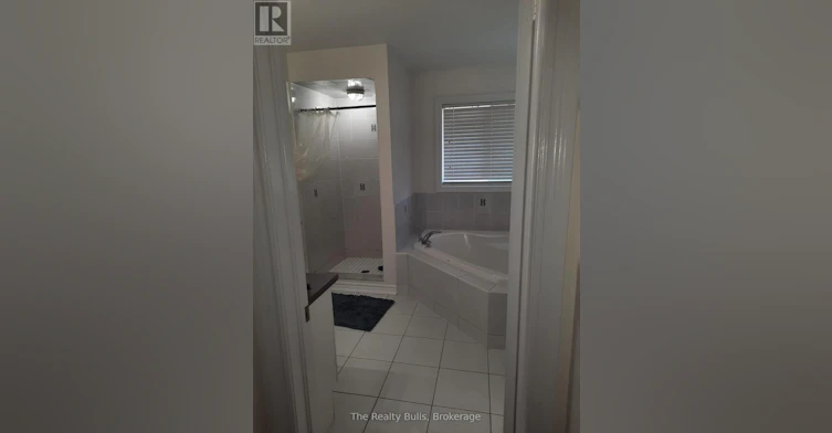 21 Arctic Fox Crescent, Brampton, ON, L6R 0J3 - 5