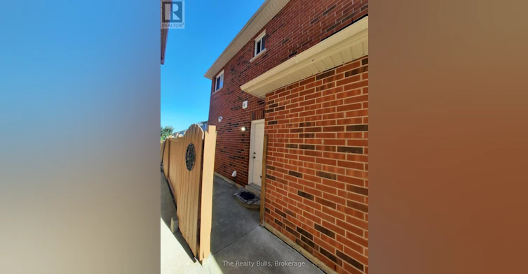 21 Arctic Fox Crescent, Brampton, ON, L6R 0J3 - 6