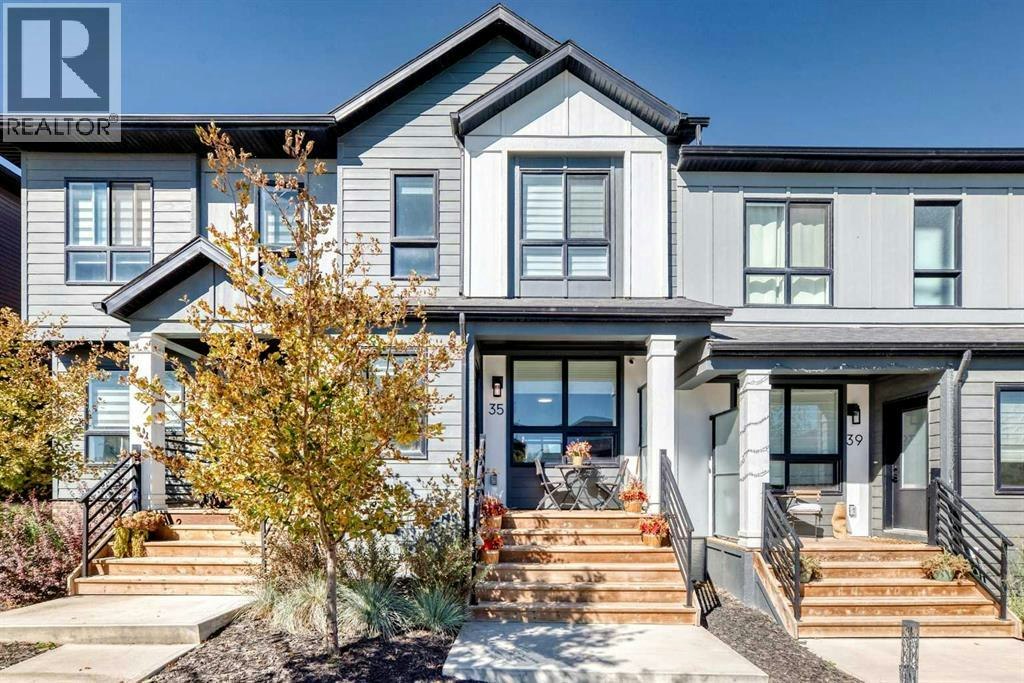 35 Silverton Glen Green SW, Calgary, AB, T2X 5B7