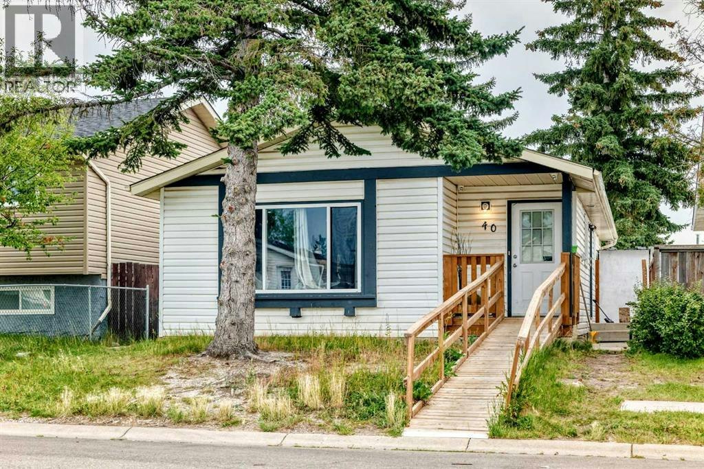 40 Faldale Close NE, Calgary, AB, T3J 1V9