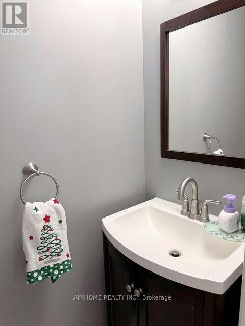 22 Matson Court, Aurora, ON, L4G 7W8 - 8
