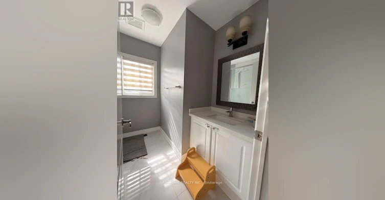 22 Matson Court, Aurora, ON, L4G 7W8 - 16